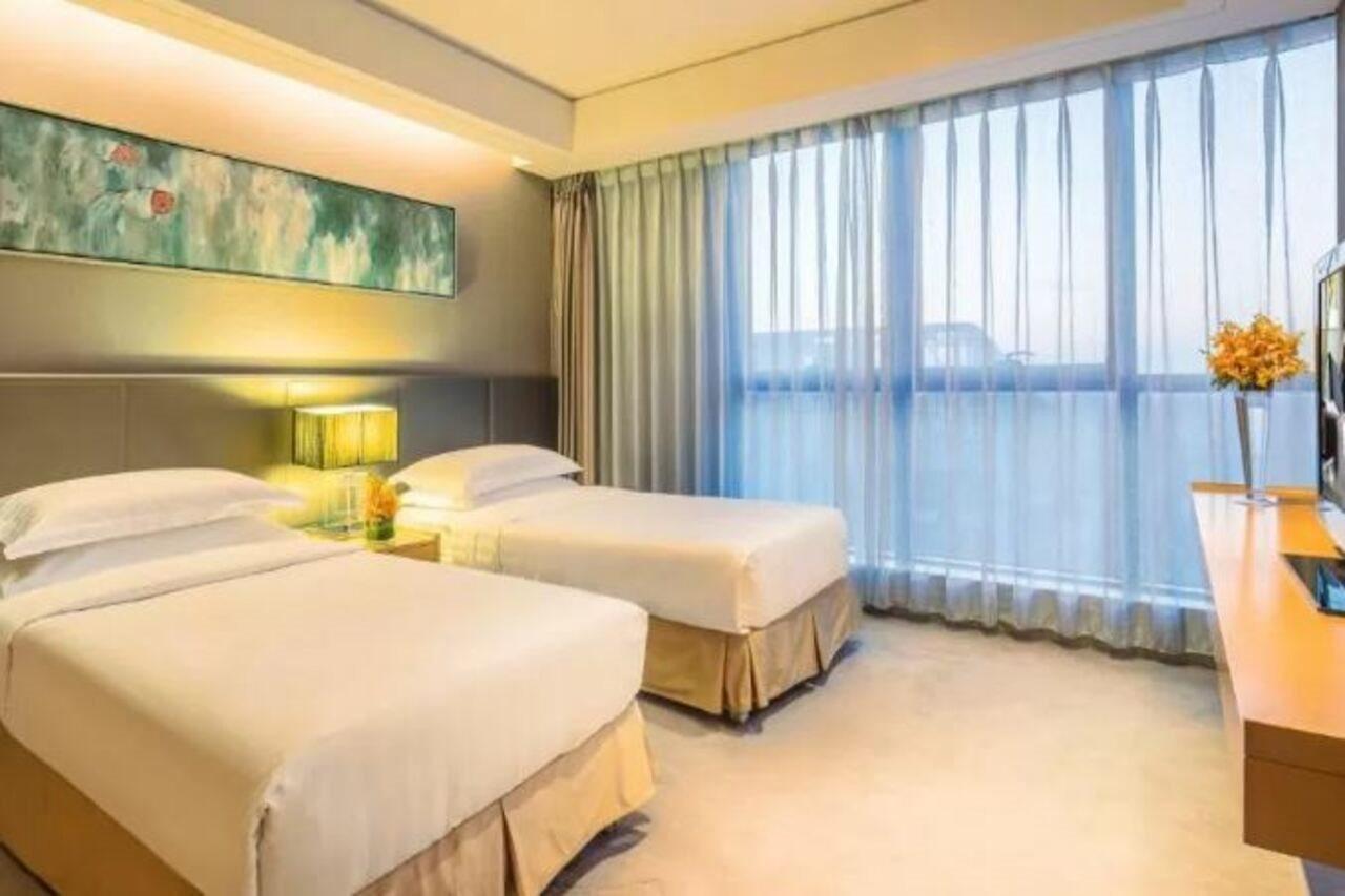Ascott Raffles *